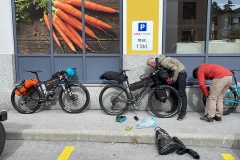 641403DF-570A-491E-B124-E02A3B1D978E